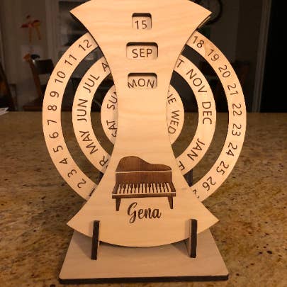 Træ- evighedskalender for engroshandel hos KobbTraptions