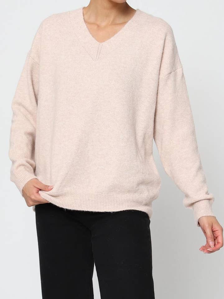 DIX-ONZE - Wholesale Knit Sweater - Women's - V-Neck Sweater – Soft Knit & Comfortable Fit14