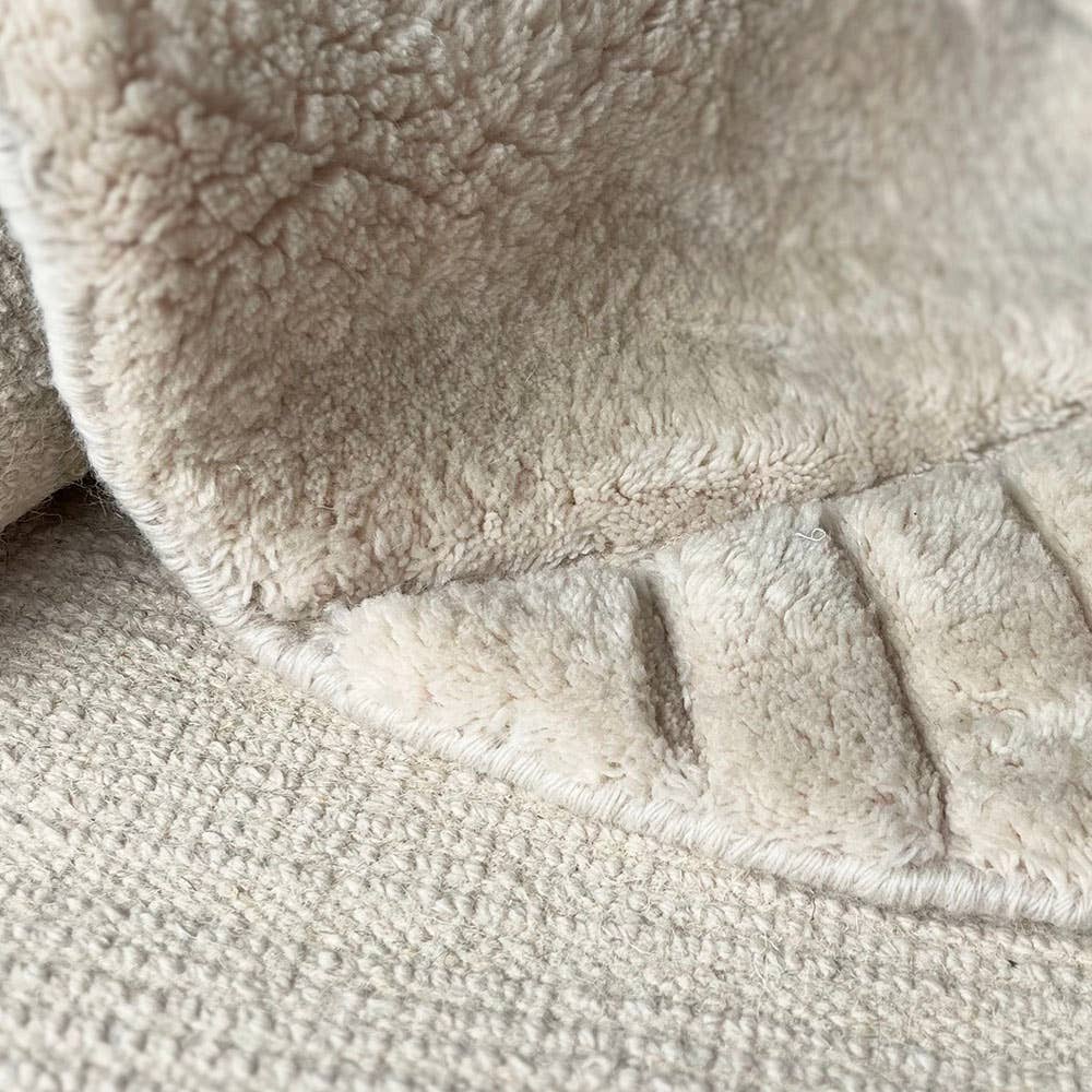 Malagoon - Wholesale Area Rug - Oval funky rug2