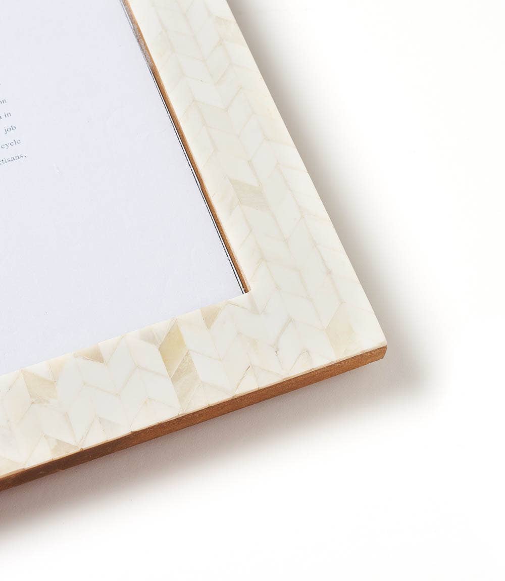 Matr Boomie Fair Trade - Wholesale Picture Frame - Artemis 8x10 Picture Frame - Carved Bone1