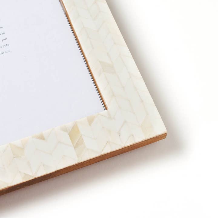 Matr Boomie Fair Trade - Wholesale Picture Frame - Artemis 8x10 Picture Frame - Carved Bone1