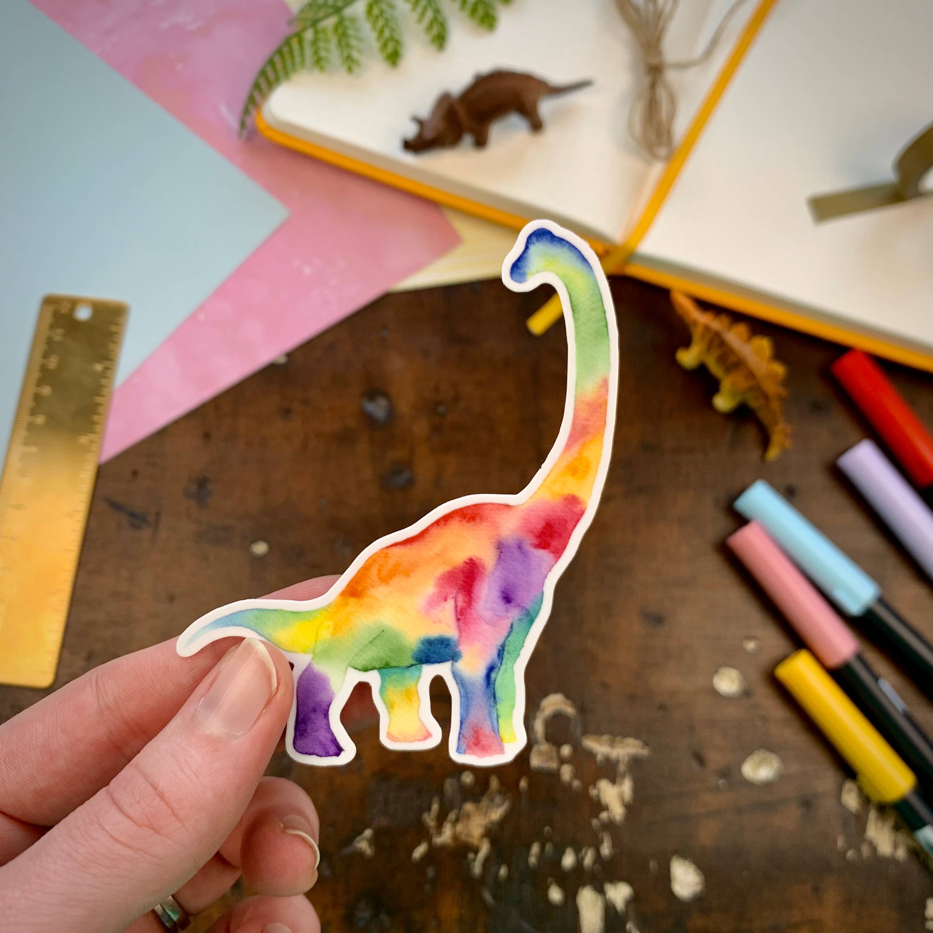 The Unrefined Crafter – Engroshandel Klistermærke – Rainbow Brachiosaurus Vinyl klistermærker0