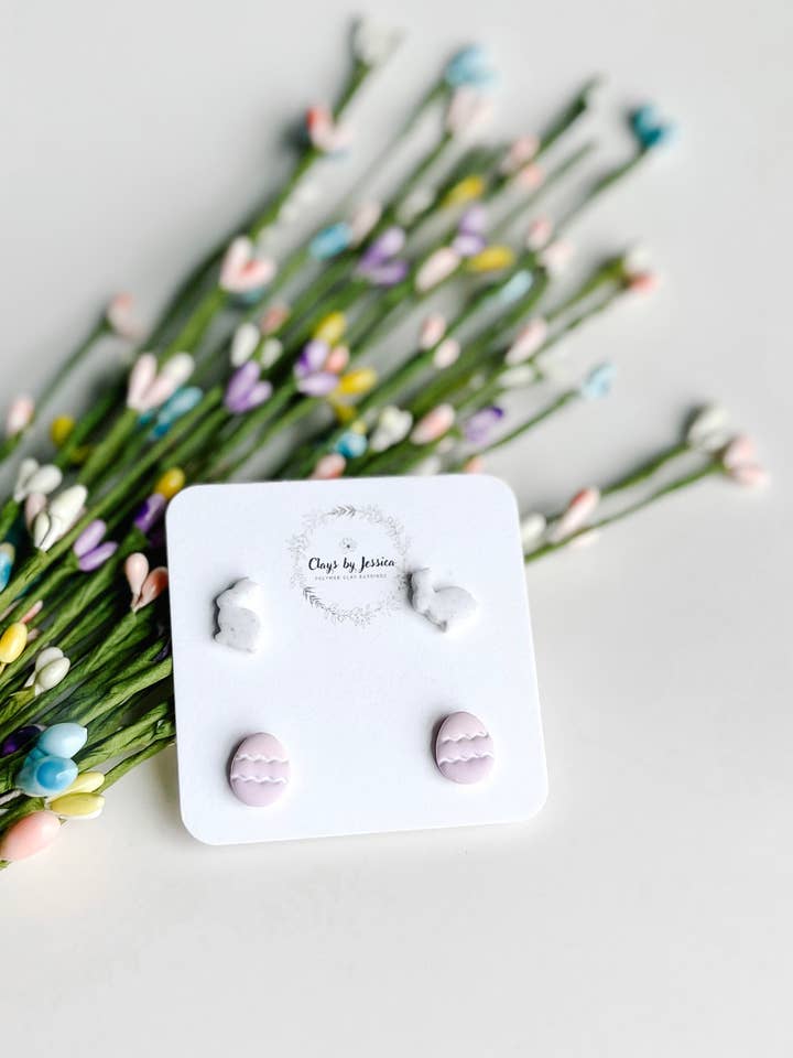 Lapins et œufs pour la vente par Clays By Jessica