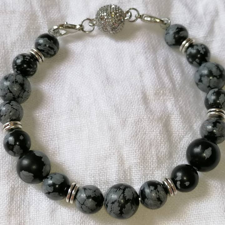 Snefnug Obsidian armbånd for engroshandel hos Blue Moon Bijoux