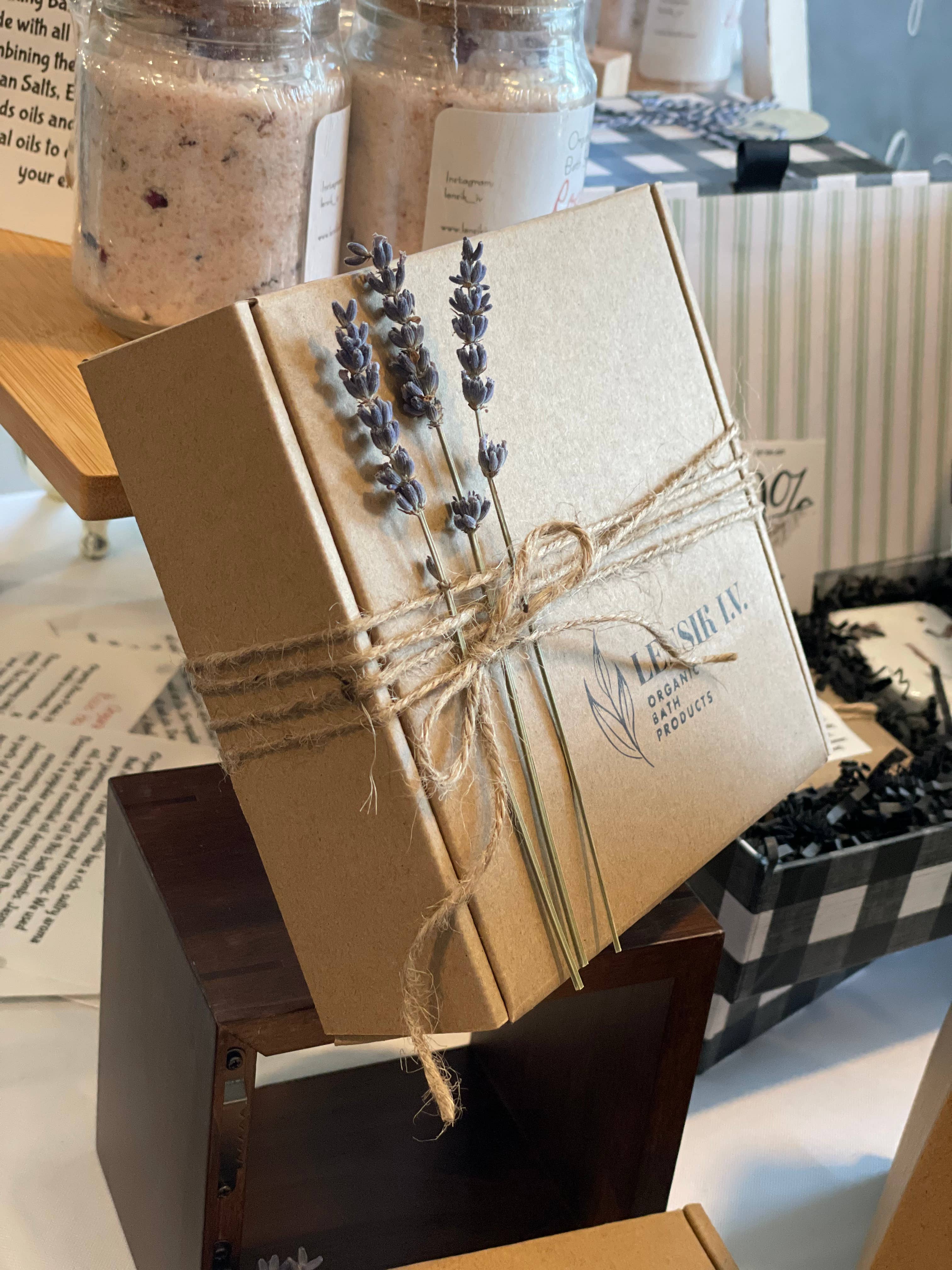 Lensik I&V - Wholesale Bath & Body Set - Lavender spa set, gift box, Birthday gift, Christmas gift 8