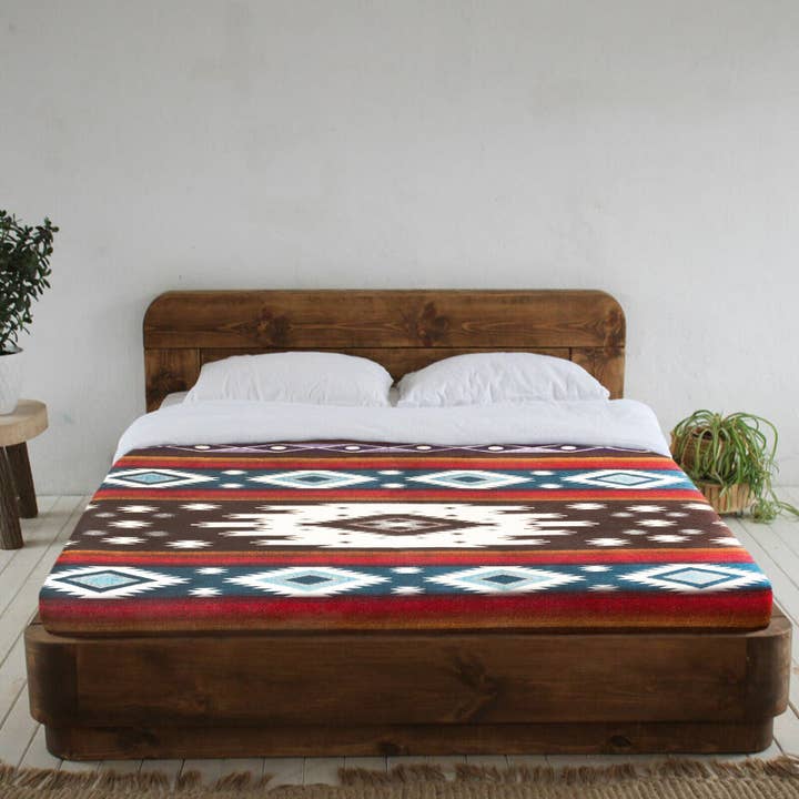 ECUALAMA - Wholesale Throw Blanket - Qhusi - Baby Alpaca Blanket - Extra Large - Aztec Southwest Pattern