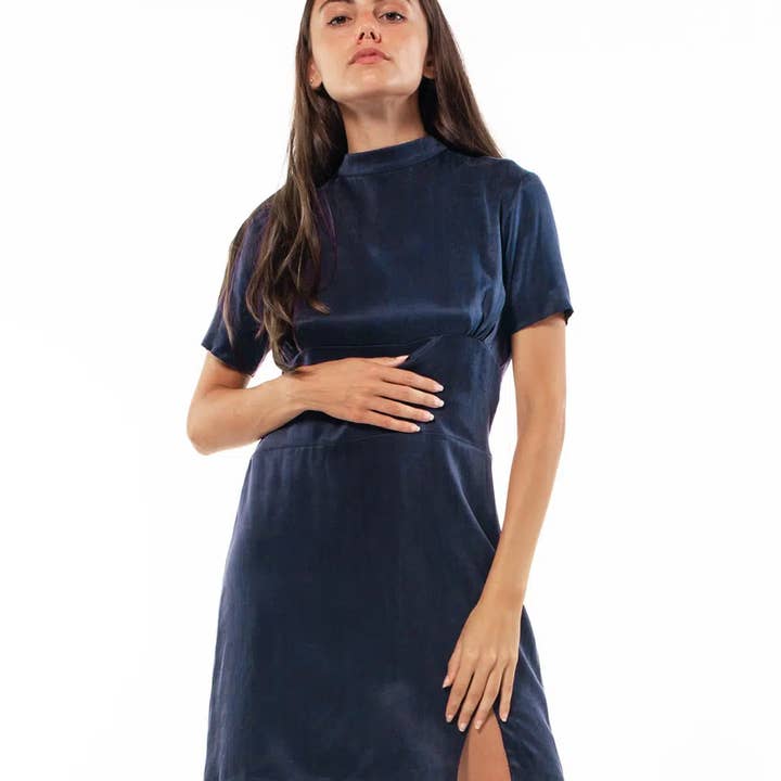 Mini abito Grace per la vendita all'ingrosso da parte di Kurinji