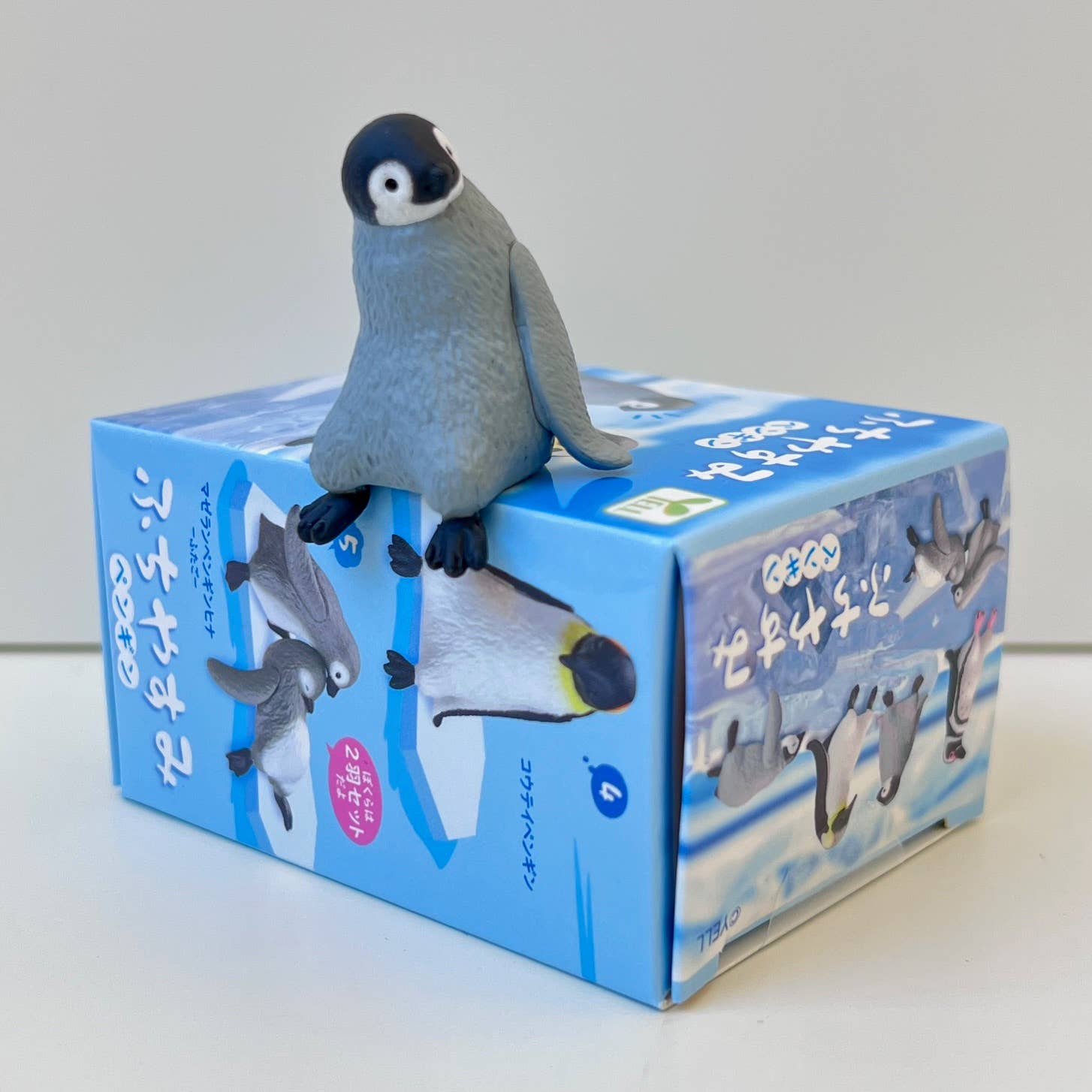 BCmini - Wholesale Decorative Figurine - 73098 Playful Hanging Penguin Blind Box-1015
