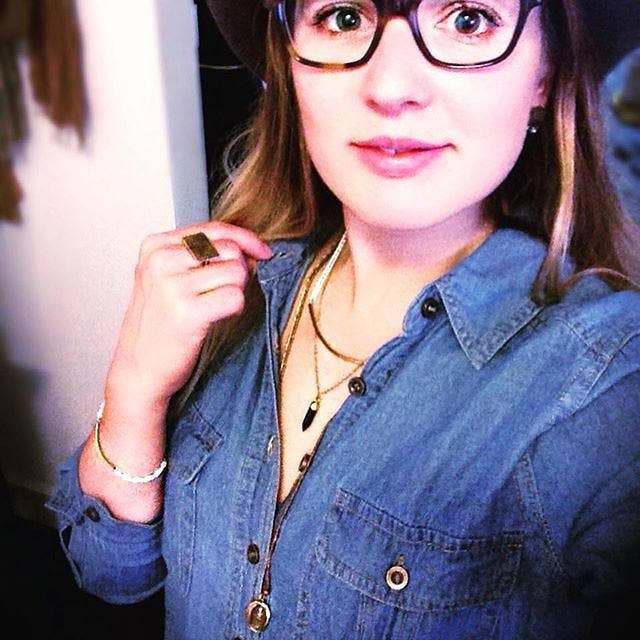 Plum and Posey - Wholesale Individual Charm/Pendant - Skeleton Wax Seal Pendant - Memento Mori Memento Vivere3