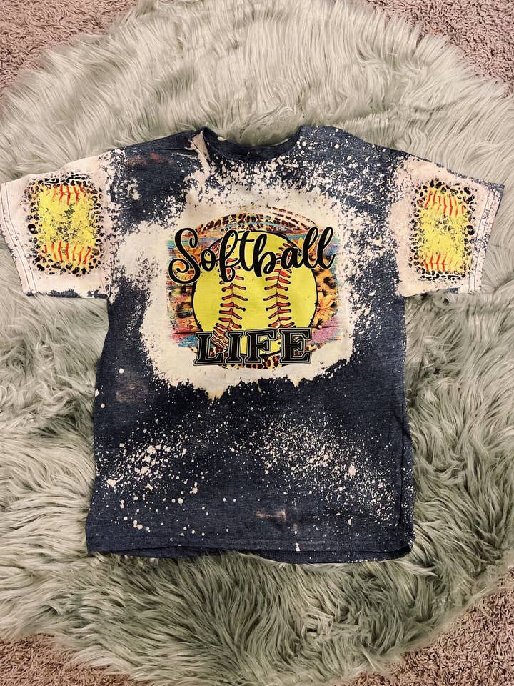 Maglietta Softball is life per la vendita all'ingrosso da parte di Elkk Designs