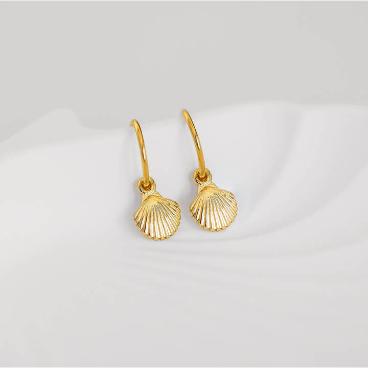Gold Scallop Earrings for wholesale by One & Eight