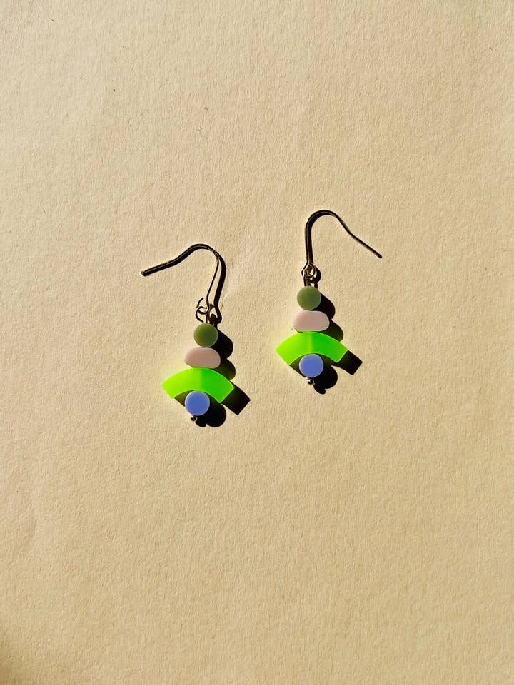 Cairns Gold Filled Earrings Design 1 for wholesale by Niemalsmehrohne