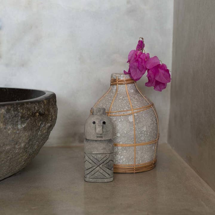 Bazar Bizar Living - Wholesale Vase - The Whoopy Vase - Concrete Natural - S2