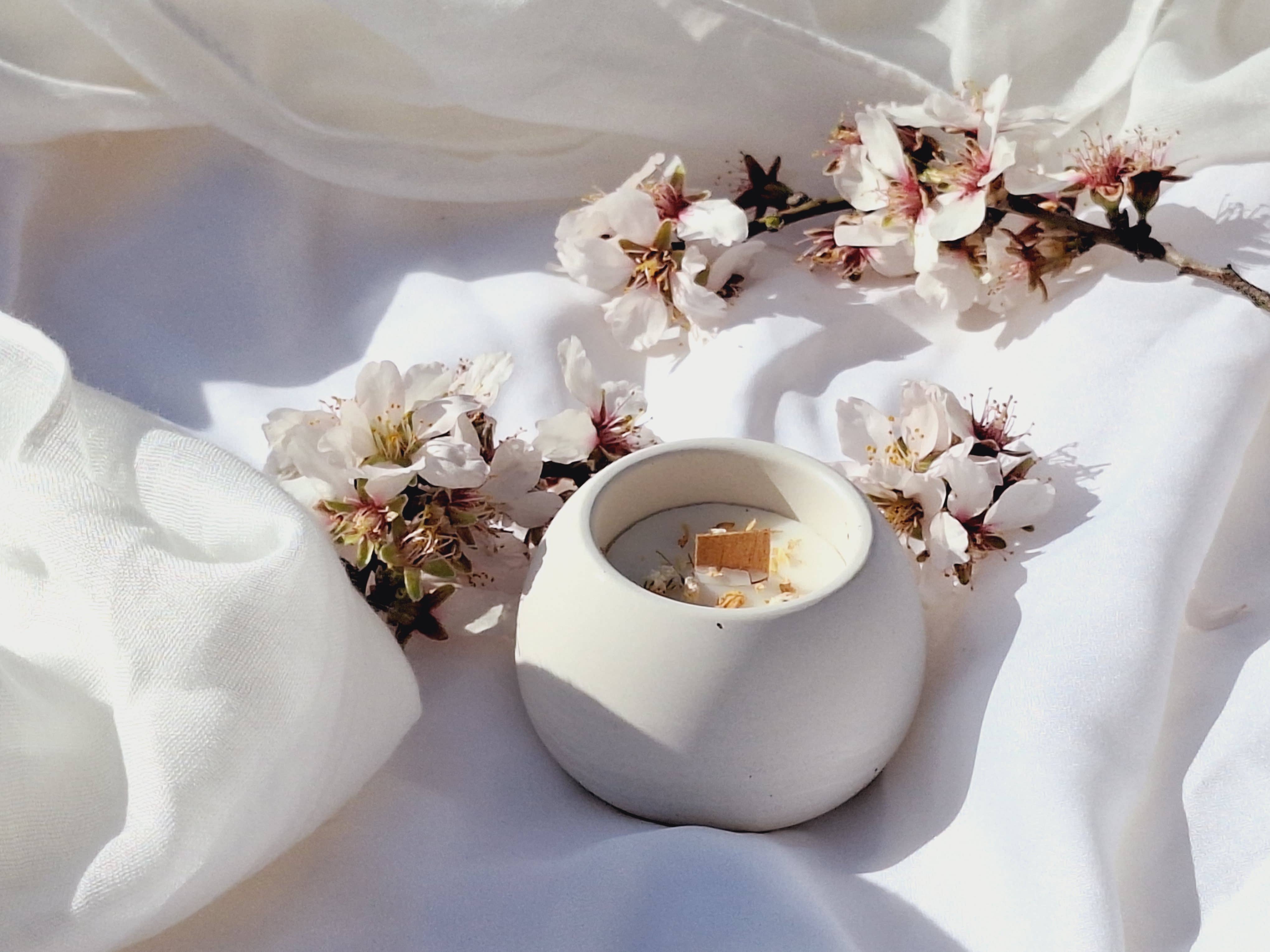 Your Nice Things - Candles - - Wholesale Jar/filled candle - Soybean candle round ylang-ylang and jasmine cement jar4