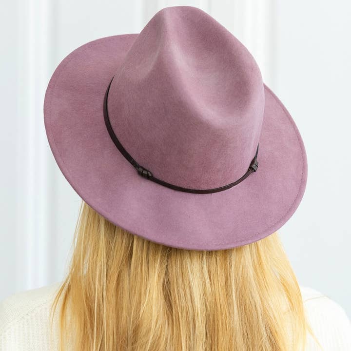 TRAVAUX EN COURS... - Wholesale Fedora - Women's - FELT HAT - leather band, sewn brim55
