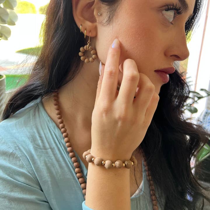 Humble Hilo – Großhandel Perlenarmband – Humble Hilo Sari Schmuck, Textilperlen- und Metallperlenarmband53