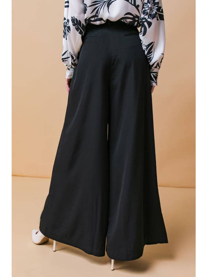 A solid woven pant - IP8228 BLACK for wholesale on Faire1