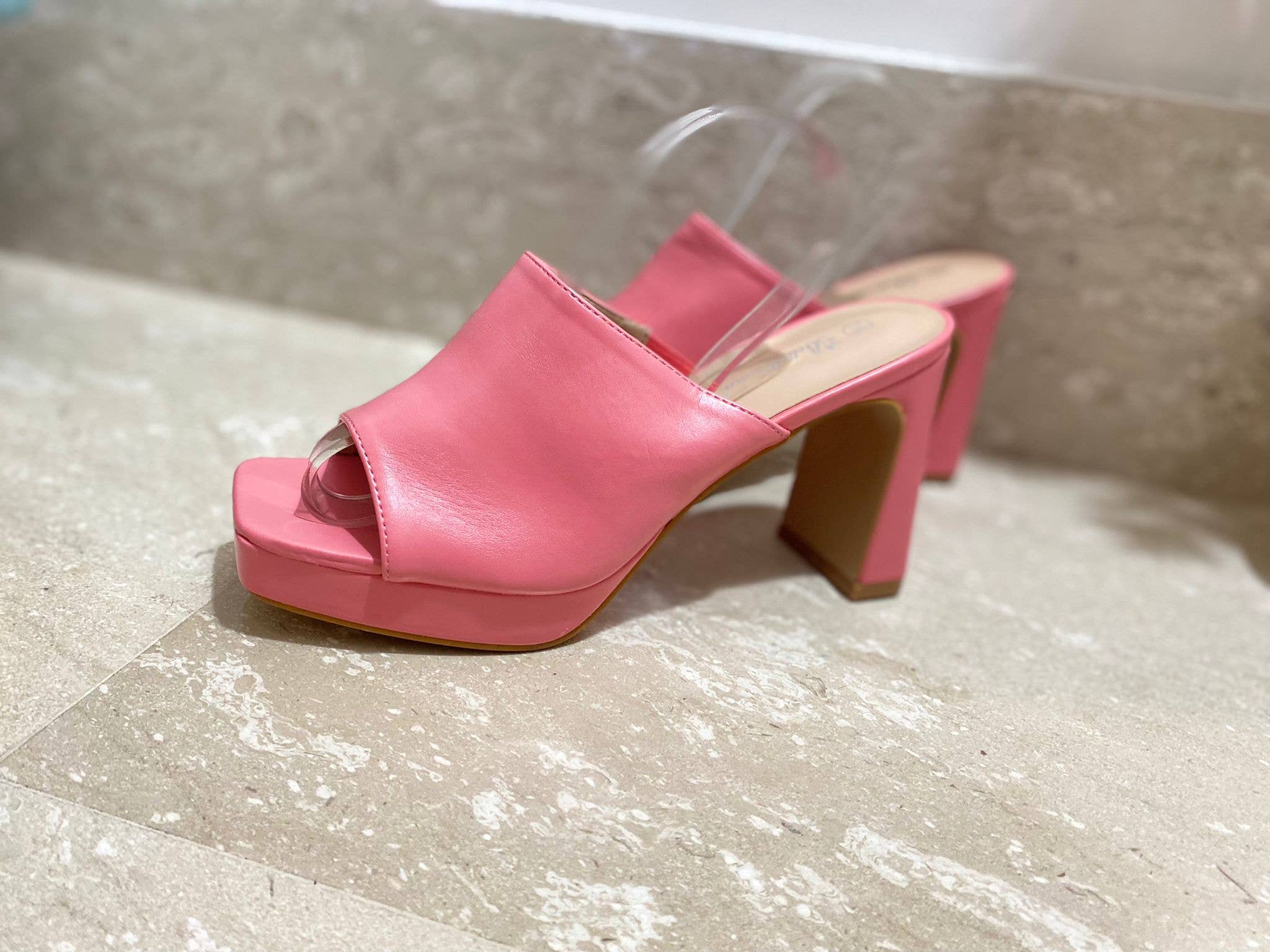 Vera Shop – Großhandel Plateauschuhe – Damen – ENG ANLIEGENDE SANDALE6