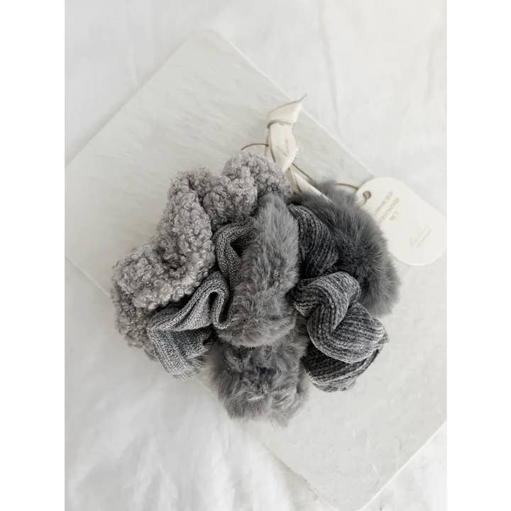 LoveLina - Wholesale Scrunchie - Women's - VELVET SOFT SCRUNCHIES SET - GABI