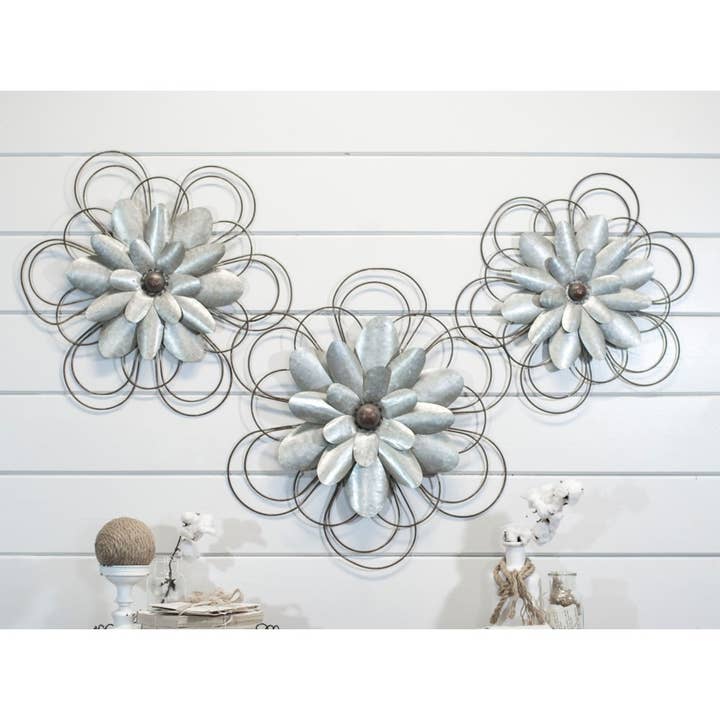 Metal Wall Flowers Wall Decor Set Of 3 for wholesale by VIP Home & Garden