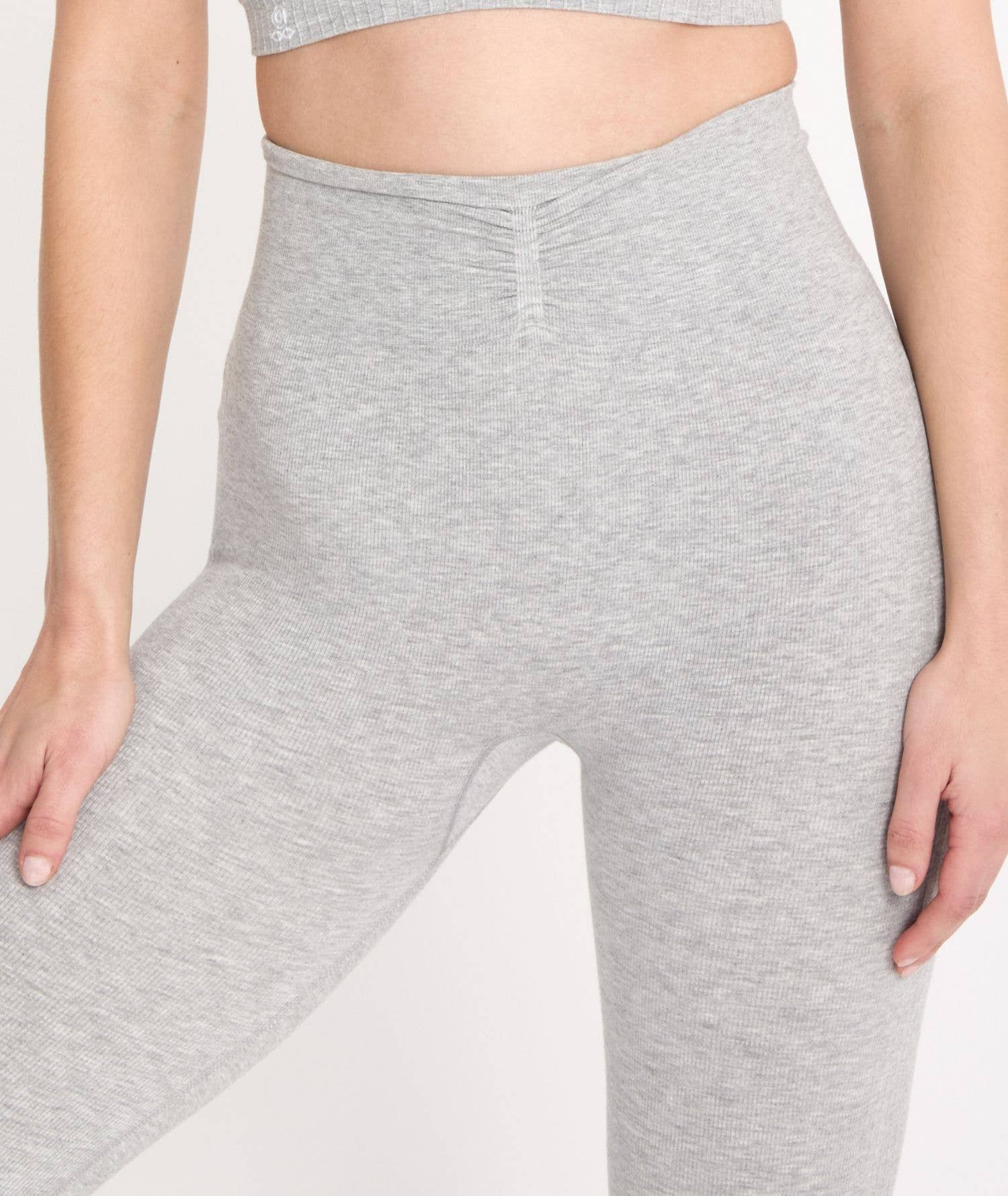 Yoga Searcher – wholesale Athletic/lounge leggings – Women's – Nala - Seamless Bamboo Leggings7