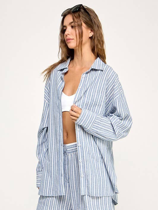 Miss Love - Wholesale Button Down Shirt - Women's - OVERSIZED CLASSIC CASUAL BUTTON DOWN SHIRT