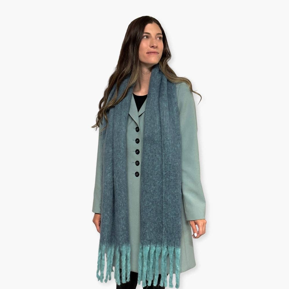 Humble Hilo - Wholesale Scarf - Women's - Humble Hilo Woven Chunky Scarf Cocoon Fringe39