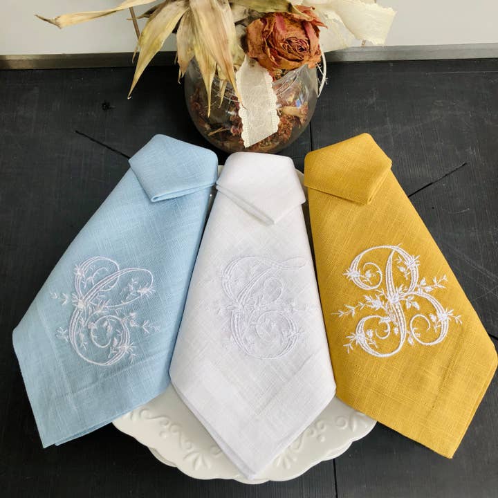 Belle Linen - Wholesale Dinner & Cloth Napkin - Vintage Embroidered Monogram Linen Dinner Napkin4