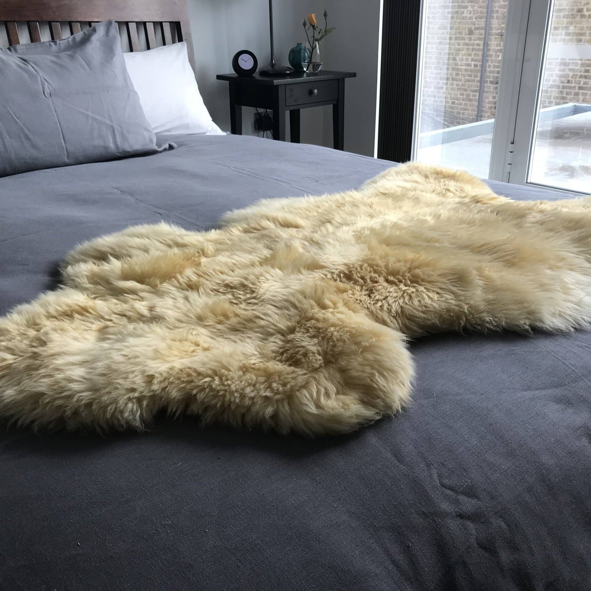 Wildash London - Wholesale Area Rug - Medical Grade Sheepskin  Hypoallergenic Relugan6
