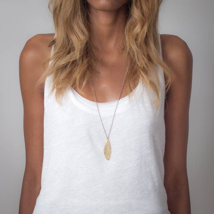 Saint Claude – Großhandel Kette mit Anhänger/Charm – Tymbal Zikada-Flügel-Anhänger2