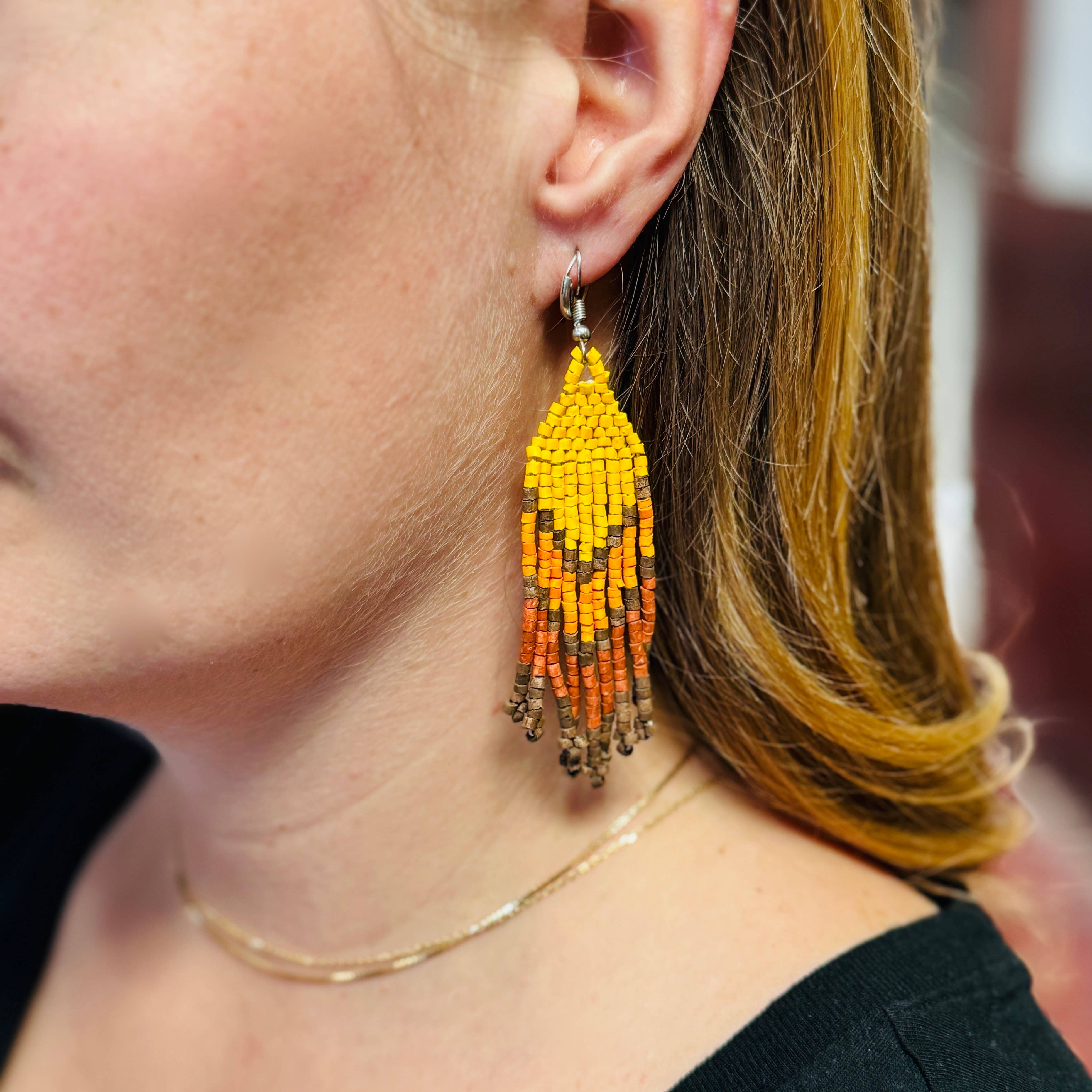 Los Colores de la Tierra - Wholesale Tassel Earrings - Ultra Lightweight Mini Fringe Earrings with Ombre Arrow Design