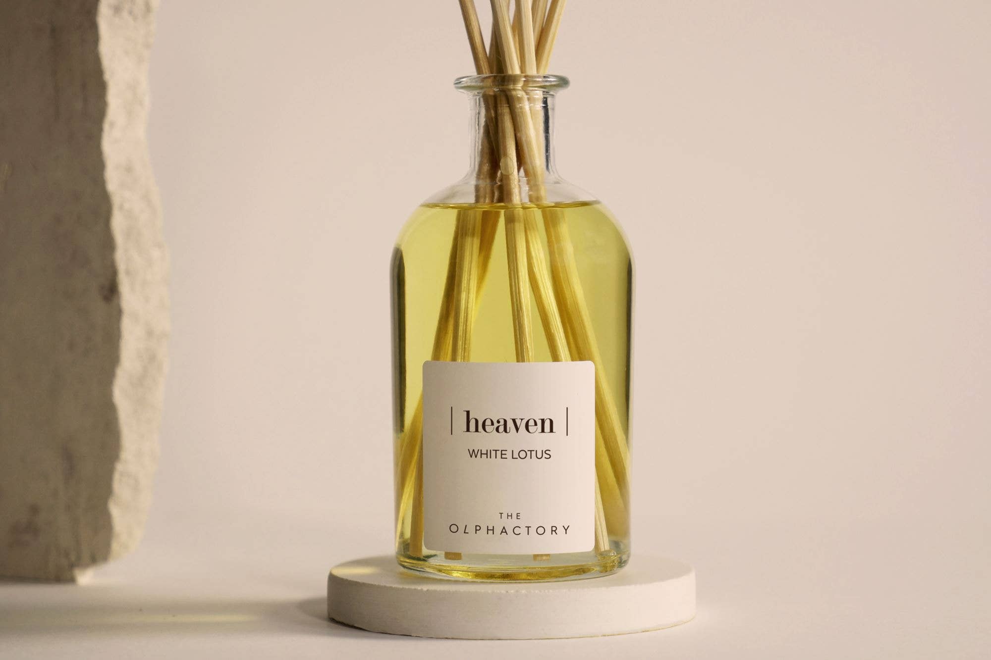 SEVENREEDS - Vendita all'ingrosso Diffusori a lamella - THE OLPHACTORY WHITE LOTUS Deodorante per Ambienti2