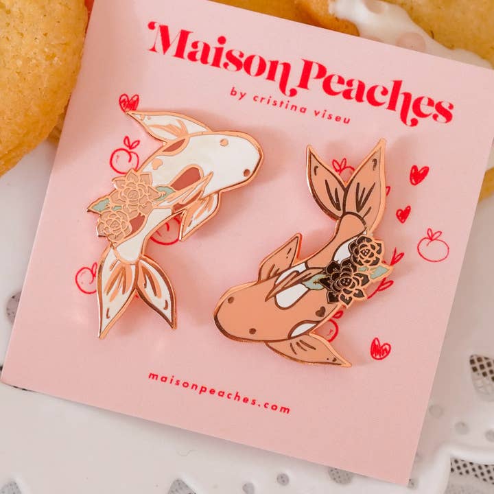 Always Together Koi Fish Pin Set voor stelletjes/vrienden voor wholesale door Maison Peaches