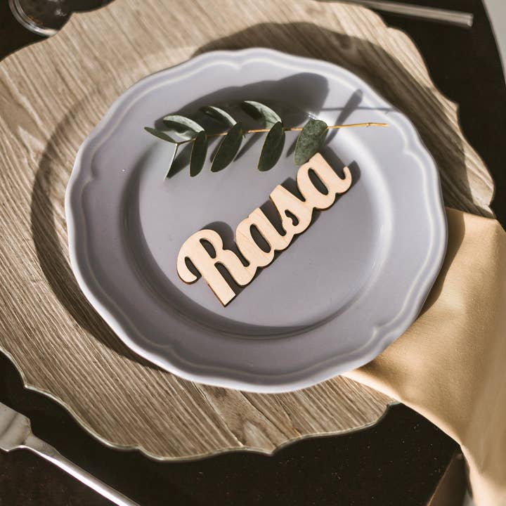 Woodinout - Wholesale Place Card / Place Holder - Wedding favor tags, Seating chart name tags,