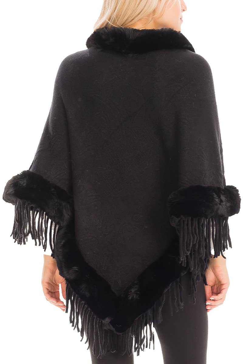 Cap Zone – Großhandel Poncho – Damen – Poncho mit Paisley geprägtem Kunstpelzfutter und Rollkragen7