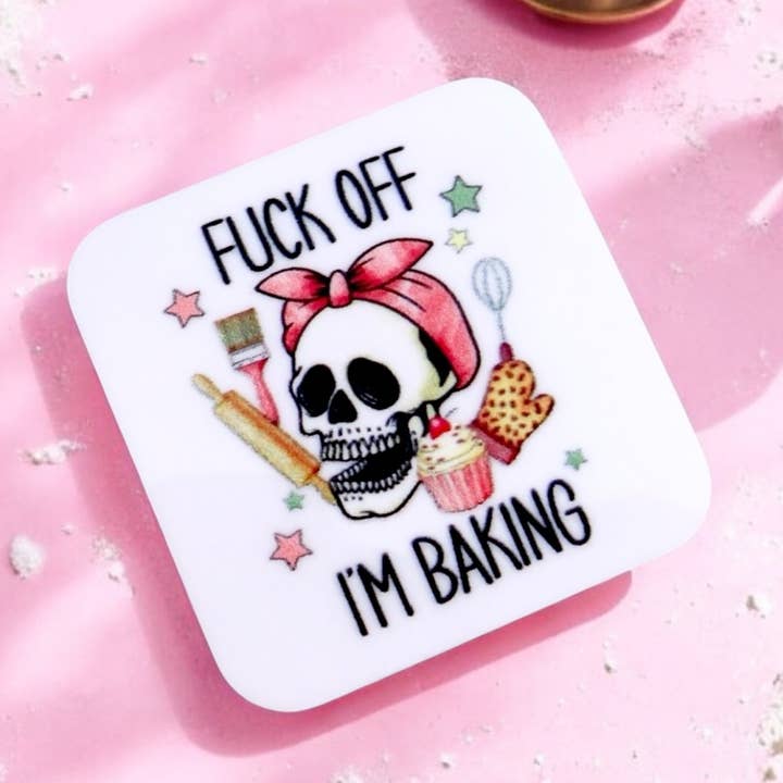 Skrid, jeg bager magnet, sjov magnet, surdej, mad for engroshandel hos Happyink.co