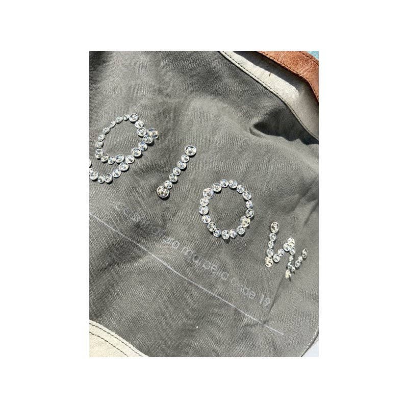 Casa Natura Design SL - Wholesale Beach Bag - Round Canvas Bag with Double Leather Handle and Zipper - PRESTON CHLOE7