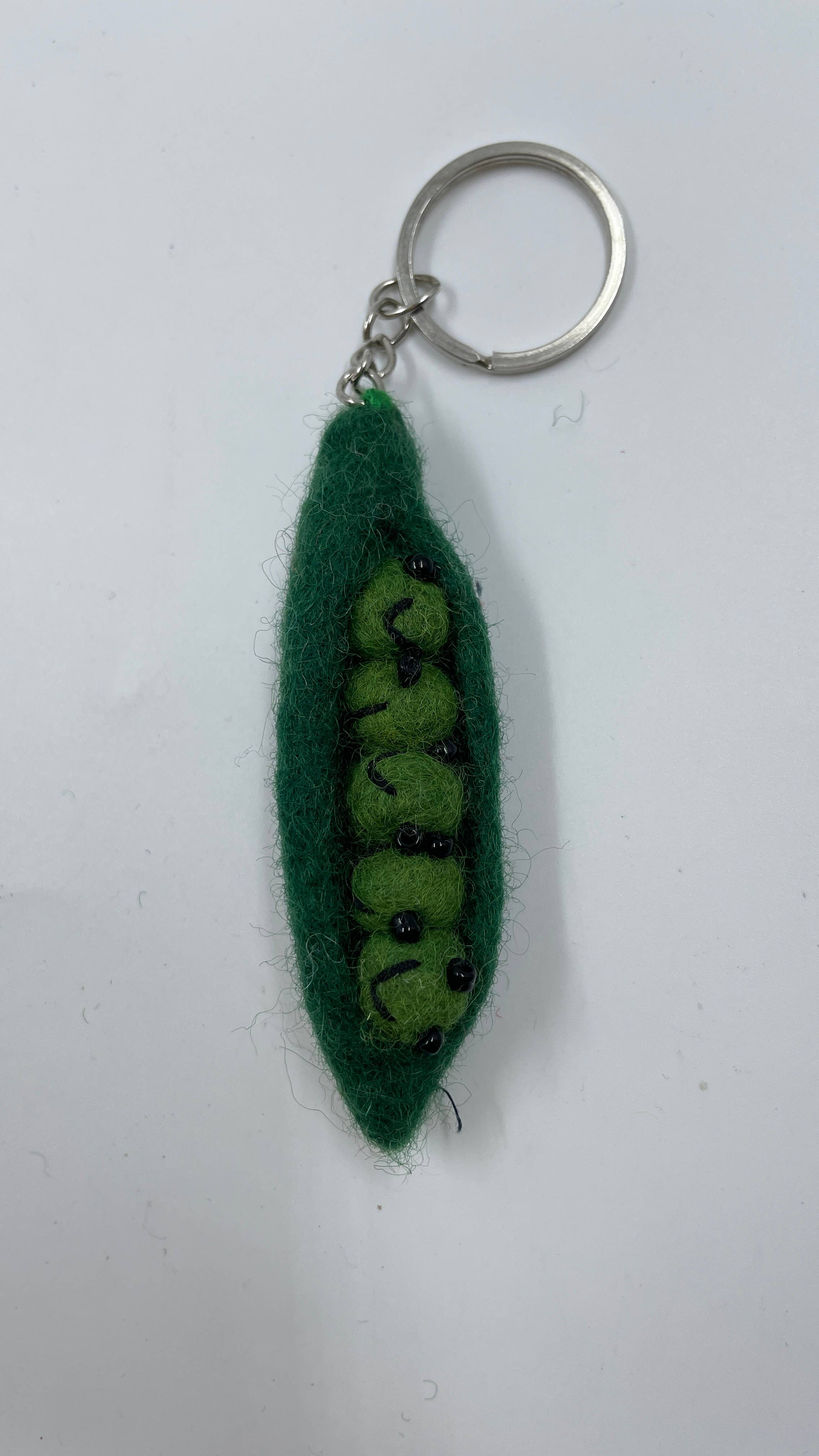 Funky Yak Ltd – wholesale Keychain – Women's – Handmade Felt Veggie Keyrings: Peas2