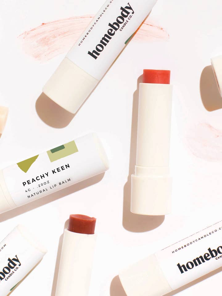 Peachy Keen • protetor labial por atacado de Homebody Candle Co.