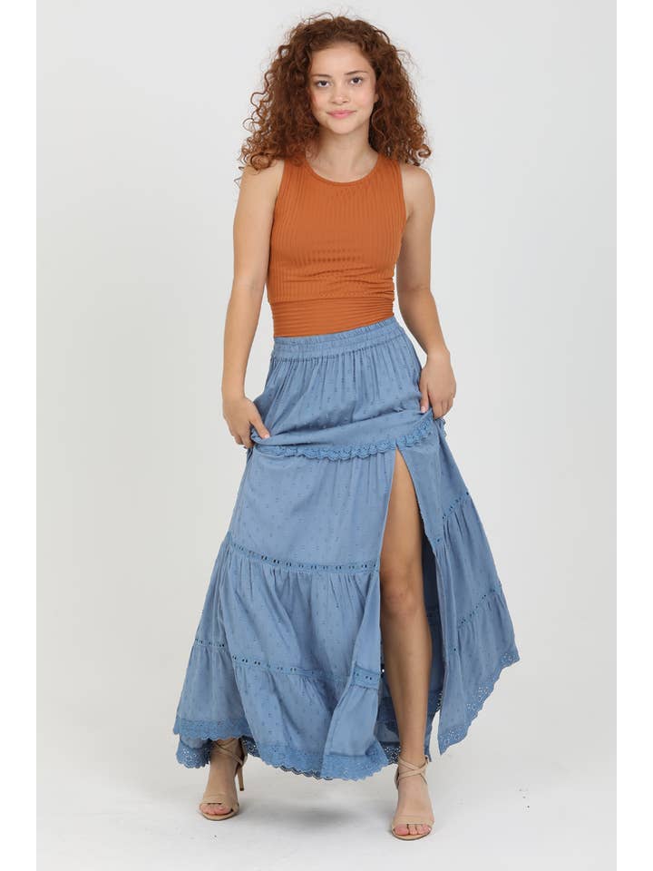 ANGIE - Wholesale Rok - Dames - 26P74-ASIS GELAAGDE MAXIROK MET KANTEN RAND EN SPLIT24