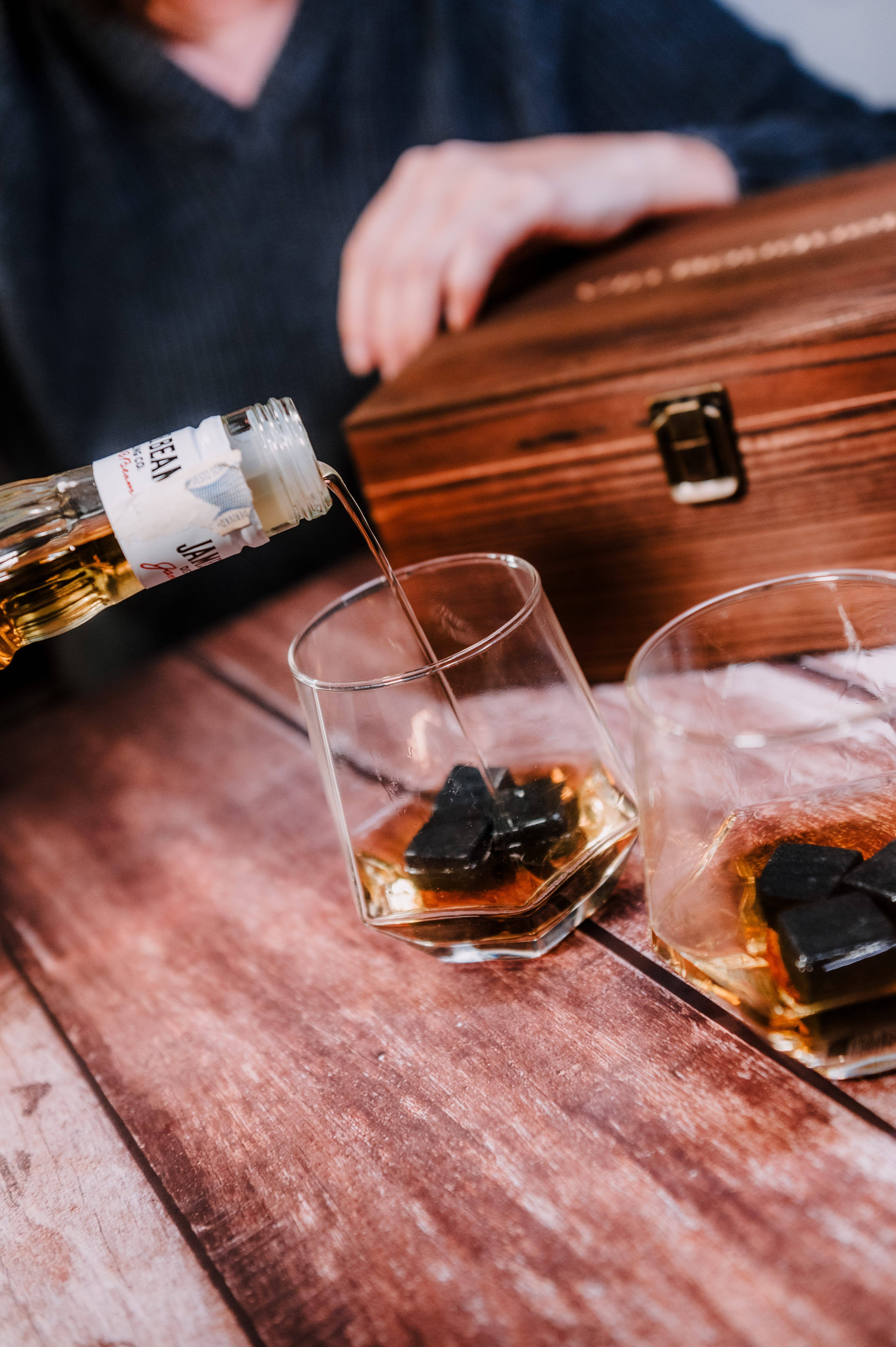 Vin Bouquet (Find It Import & Export Sl) – Kit de bebidas DIY por atacado – Conjunto de Whisky em Caixa de Madeira, 6 Cubos de Pedra3