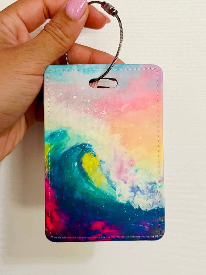 Etiqueta de equipaje "Ola Arcoíris" para venta al por mayor de The Sunset Shop