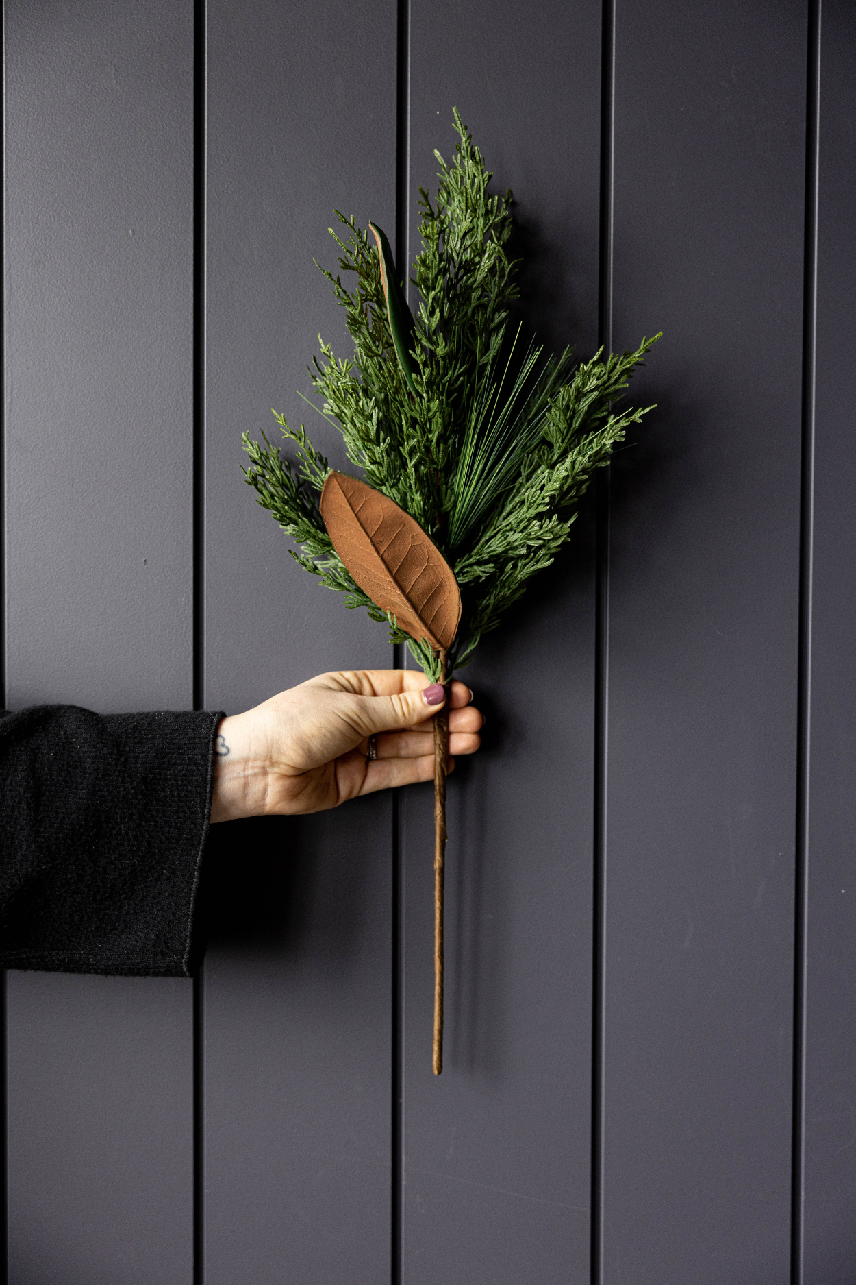 Luxe B Co - Wholesale Artificial Flowers - Magnolia Norfolk Cypress Mixed Real Touch Stems0