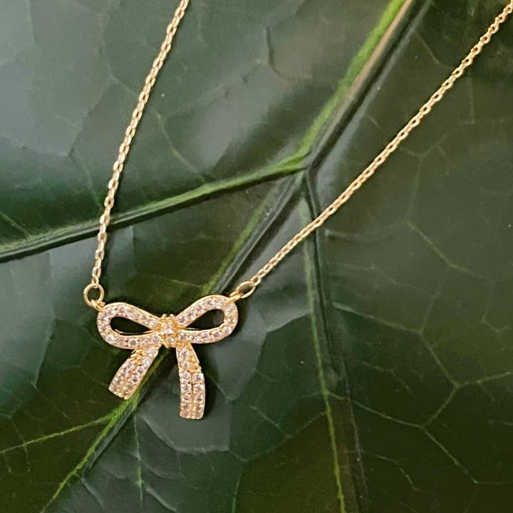 Ellison+Young - Wholesale Pendant/Charm Necklace - Simply Shine Bow Necklace
