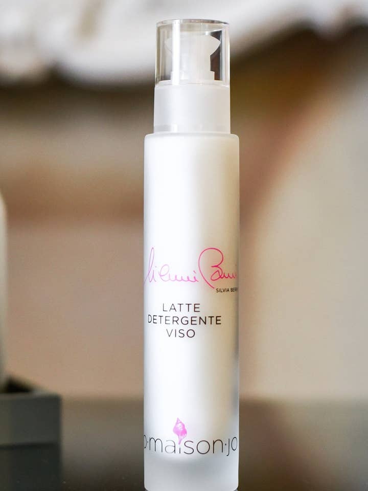 Silvia Berri Probiotics Cleansing Milk for wholesale by JO.MAISON.JO