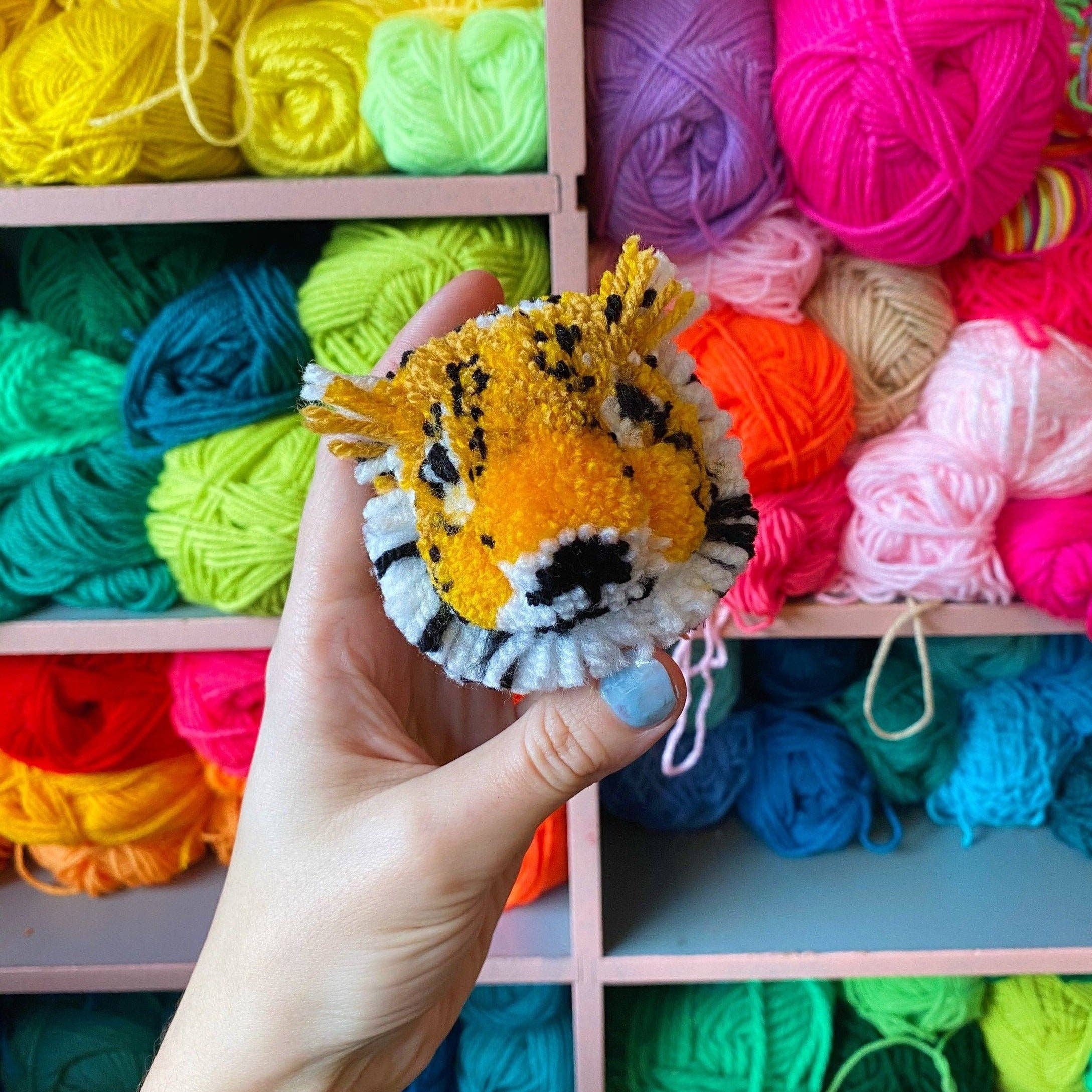 Fat Pom Poms – wholesale DIY craft kit – Tiger Pom Pom DIY Kit1