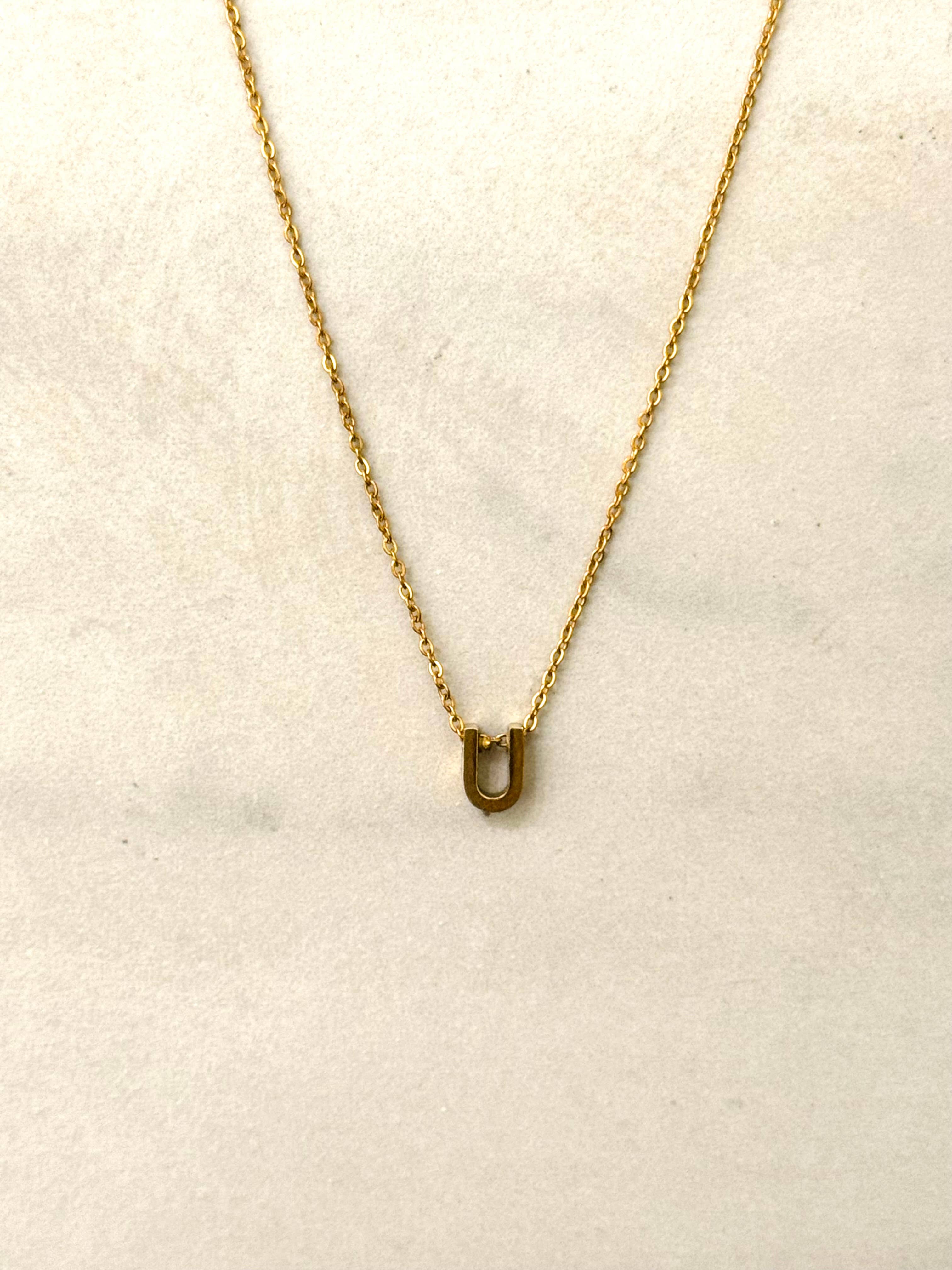 Cassette Barcelona - Wholesale Pendant/Charm Necklace - Initial Charm Necklace Gold All Letters29