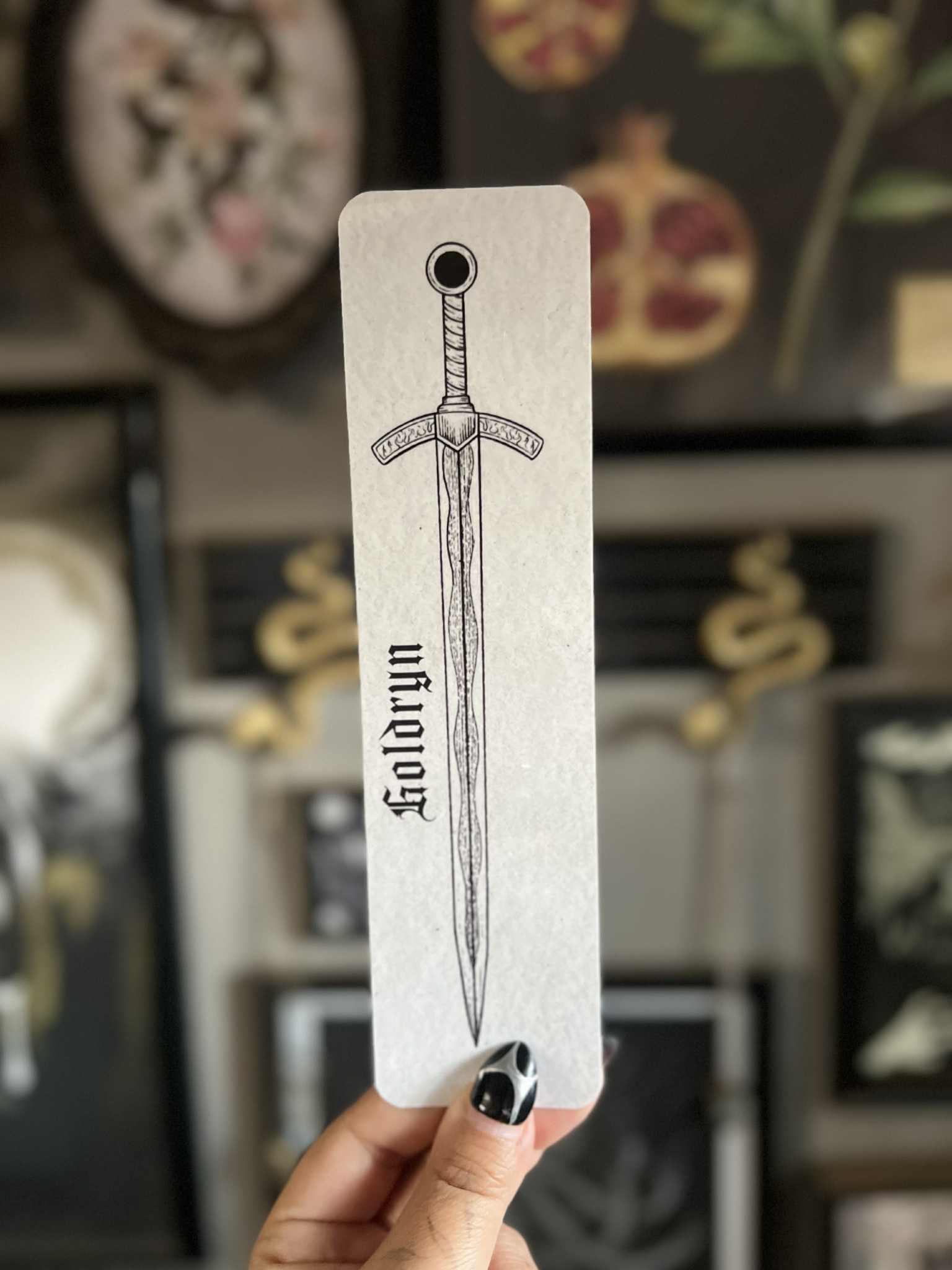 Raicodoll – wholesale Bokmärke – Maas svärdcitat | Bokmärke6