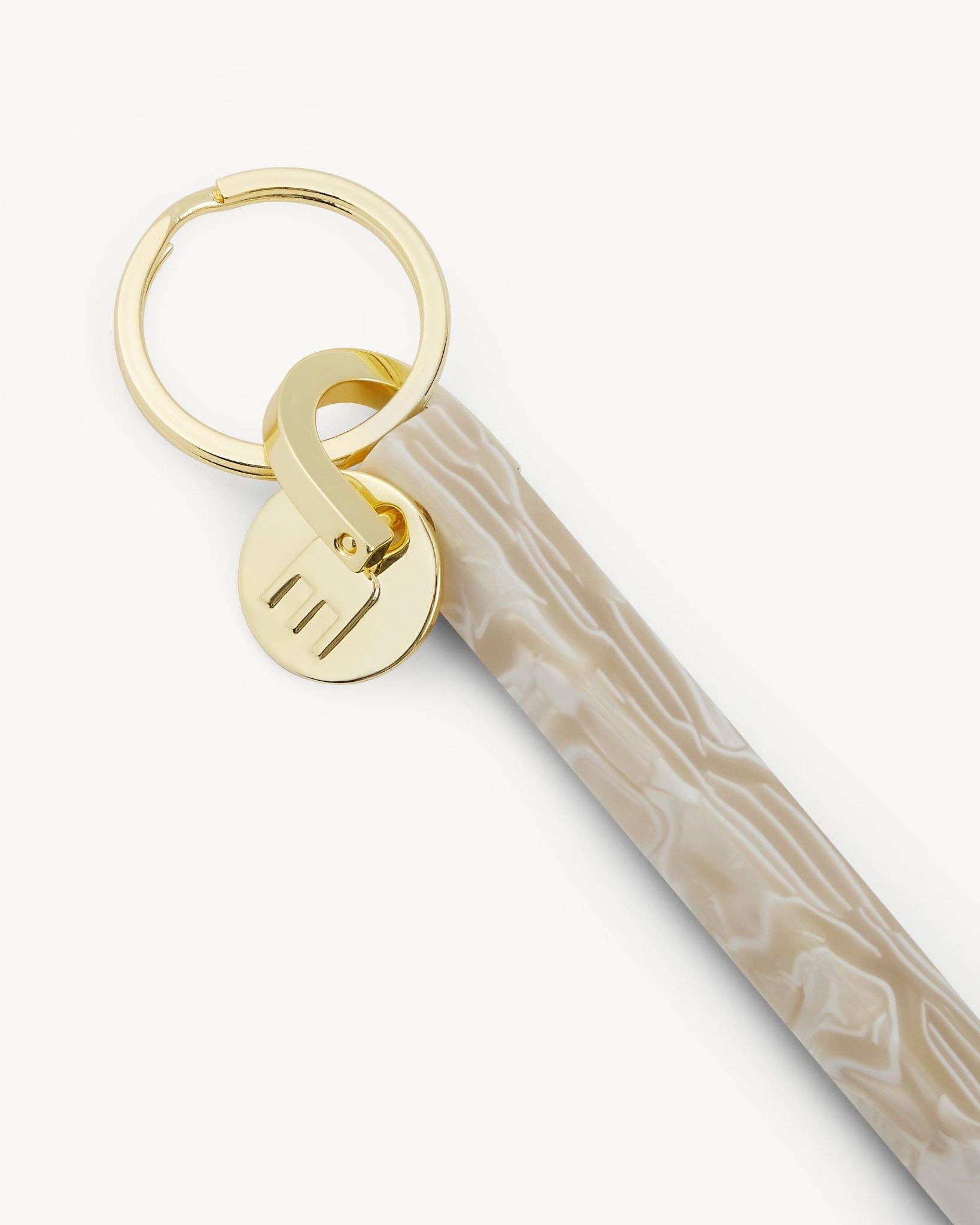 MACHETE - Wholesale Keychain - Unisex - Bar Keychain in Ivory - Gold1