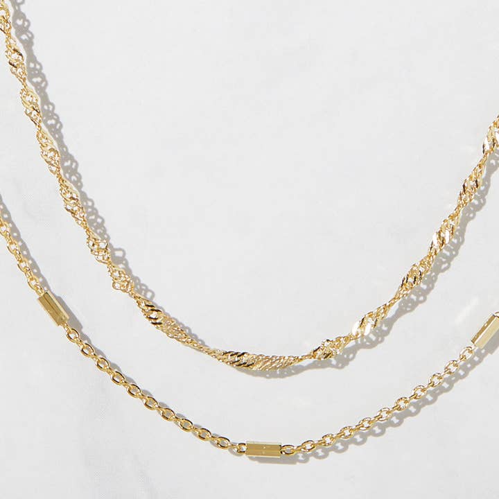 Ensemble de bracelets délicats pour la vente par Sami Jewels